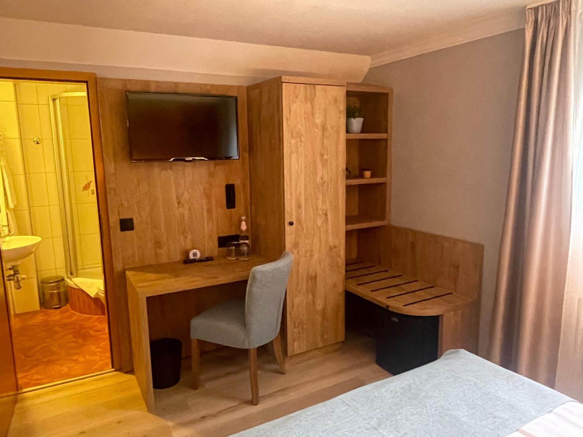 Hotel "Pension Marlis" Garni Reichenberg  Ngoại thất bức ảnh