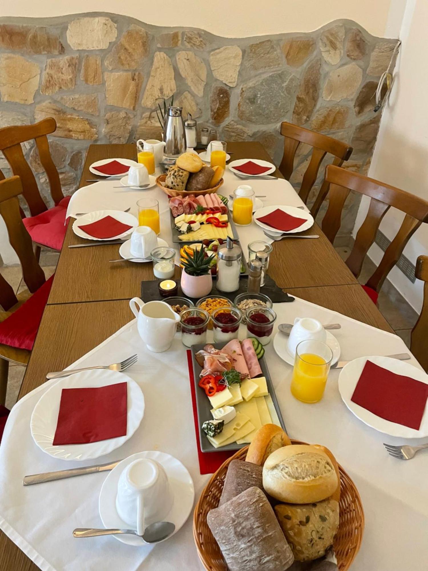 Hotel "Pension Marlis" Garni Reichenberg  Ngoại thất bức ảnh