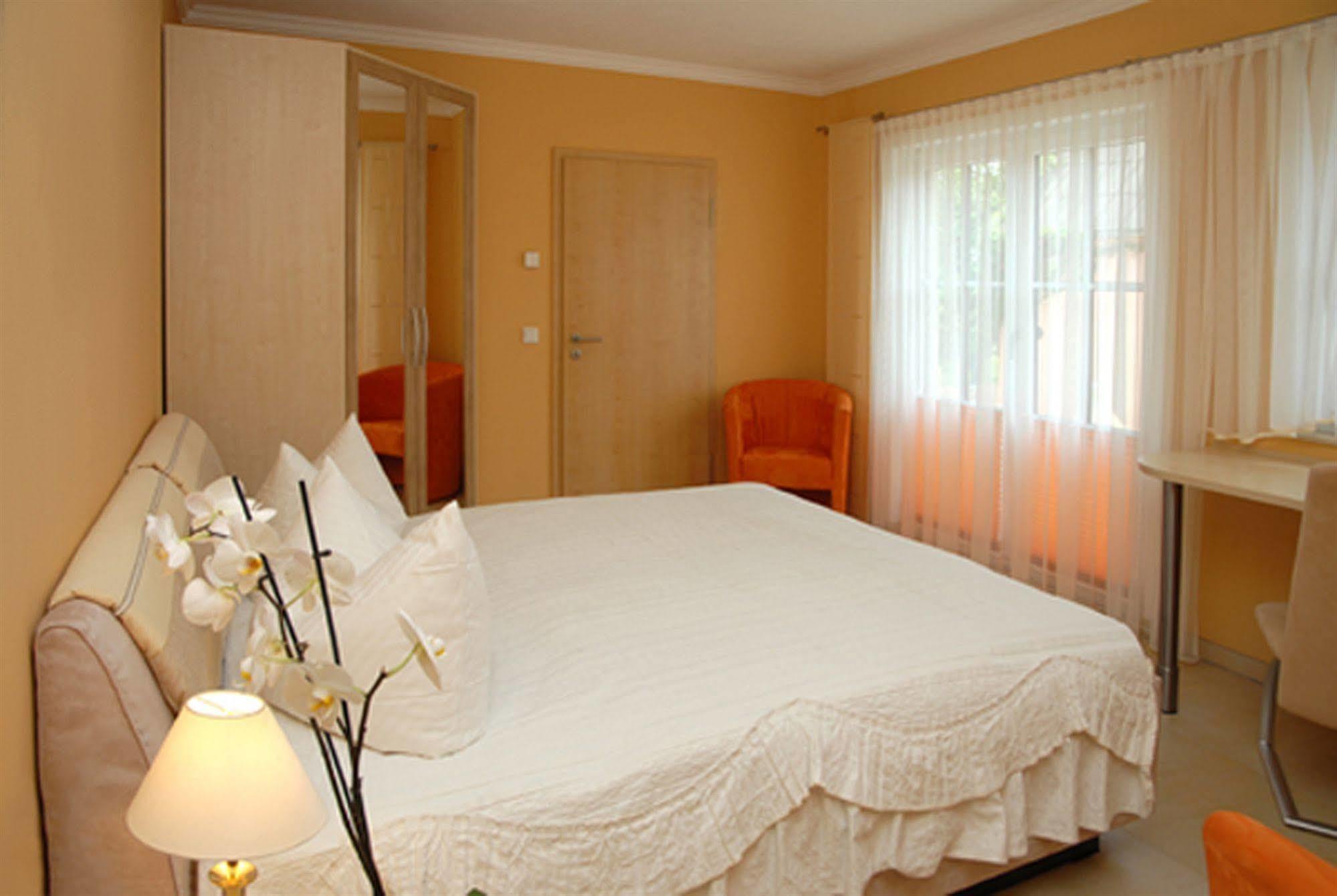 Hotel "Pension Marlis" Garni Reichenberg  Ngoại thất bức ảnh